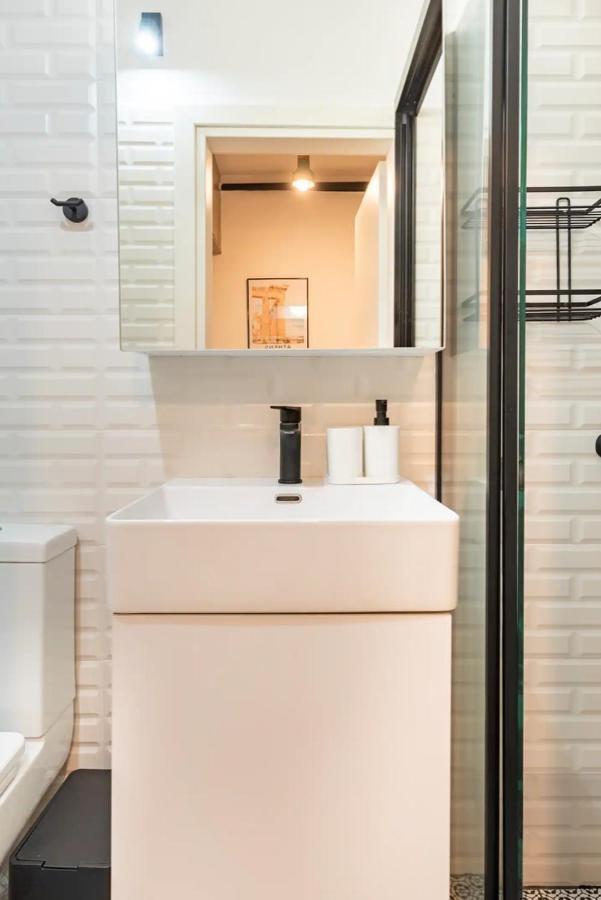 Cute Tiny Apartment In The Heart Of Flisvos Athens Luaran gambar
