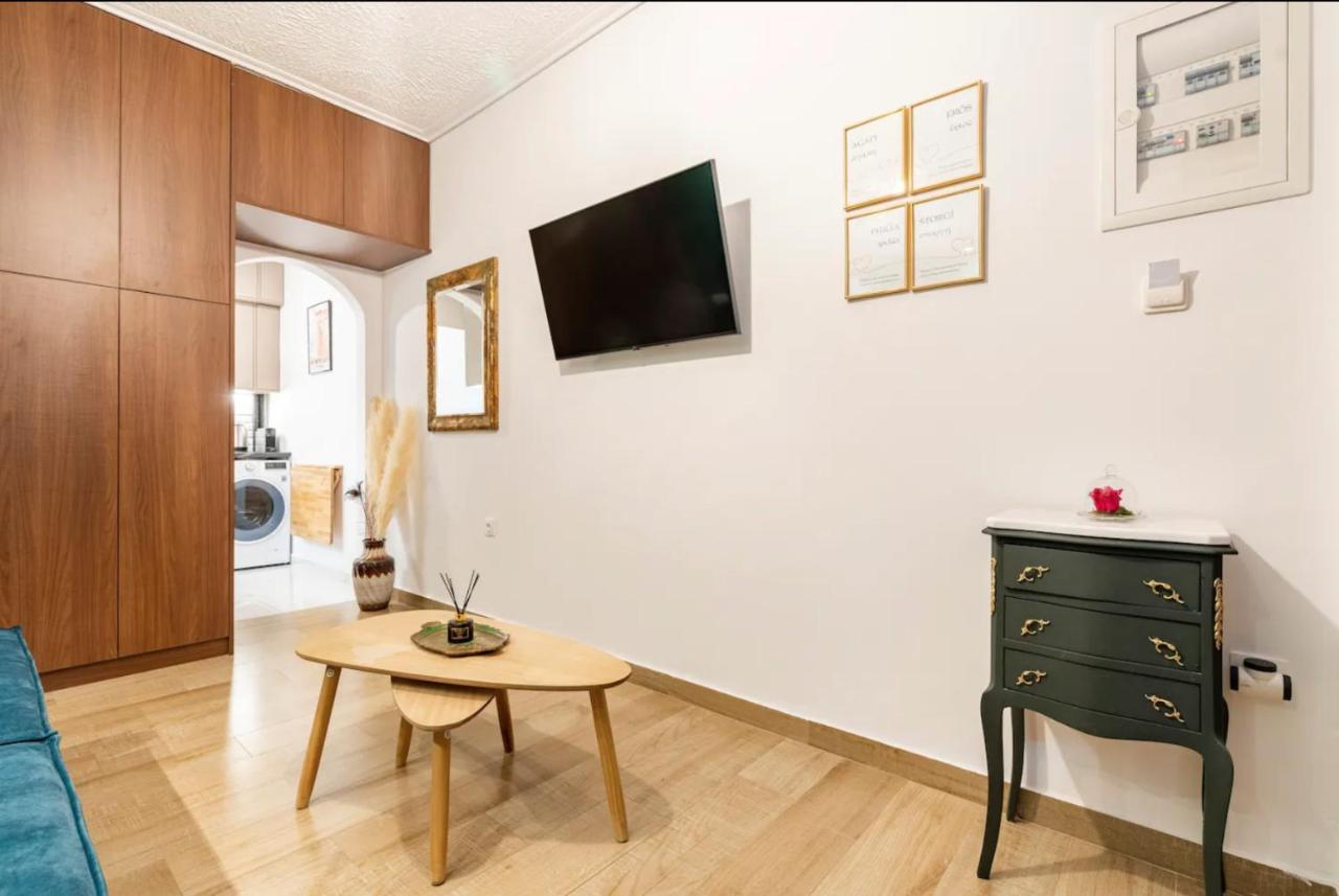 Cute Tiny Apartment In The Heart Of Flisvos Athens Luaran gambar