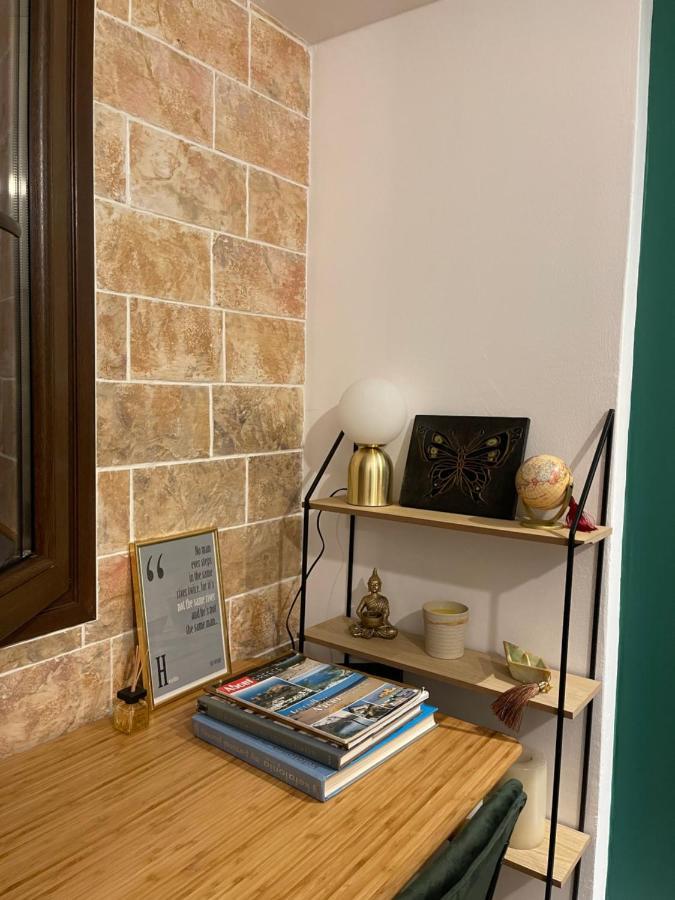 Cute Tiny Apartment In The Heart Of Flisvos Athens Luaran gambar